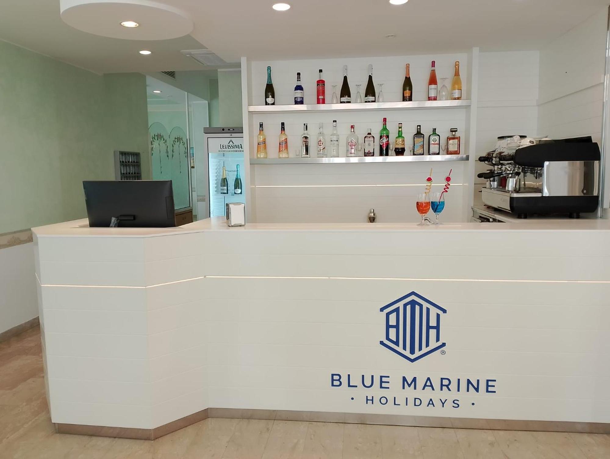 Hotel Rex Мисано Адриатико Екстериор снимка
