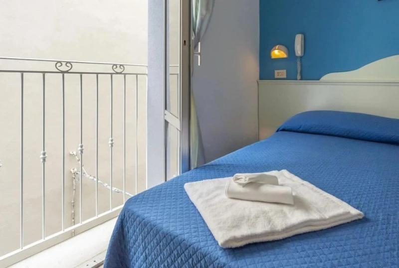 Hotel Rex Мисано Адриатико Екстериор снимка